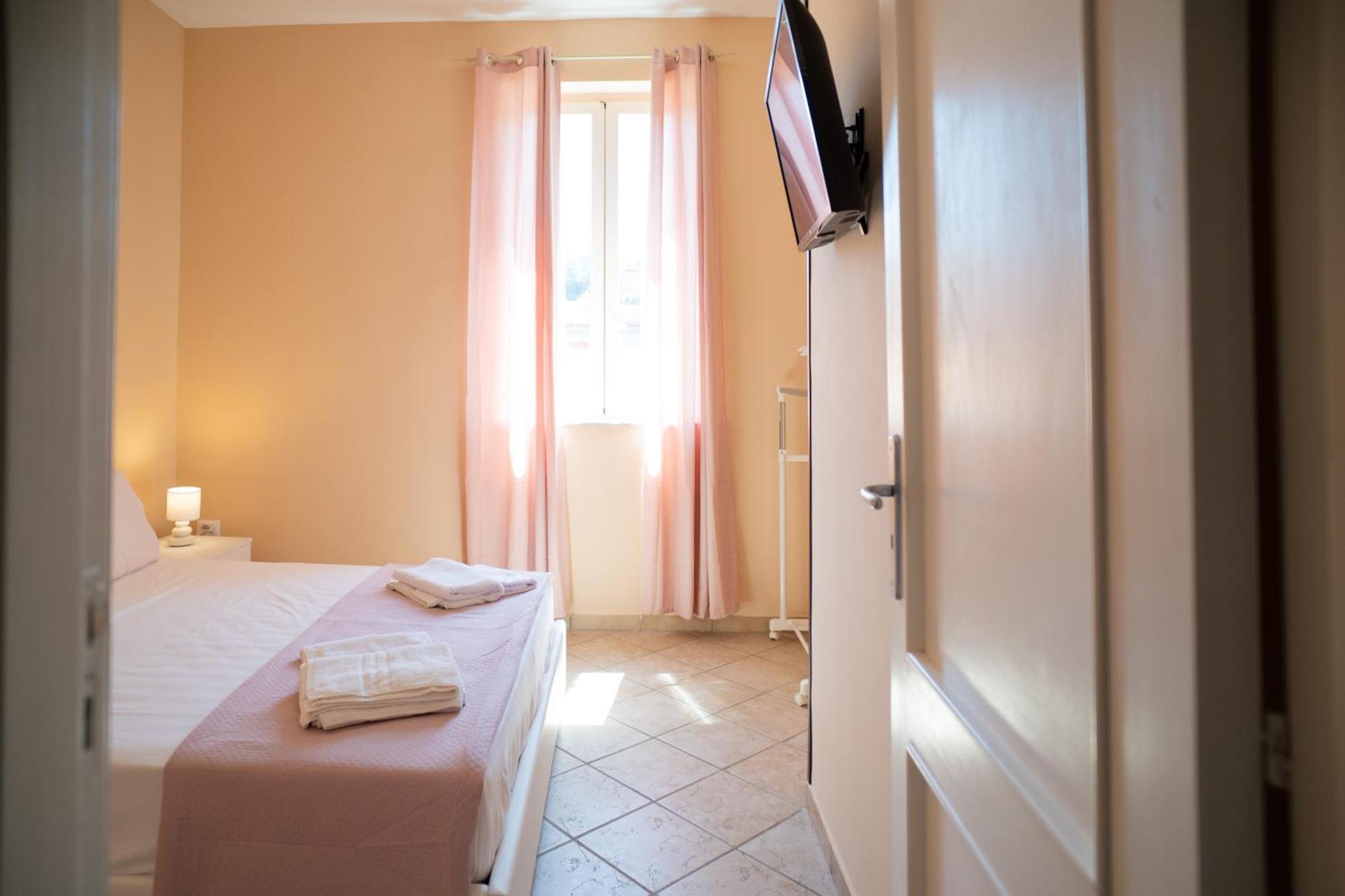 Capodichino Apartment 127-11 Neapol Zewnętrze zdjęcie
